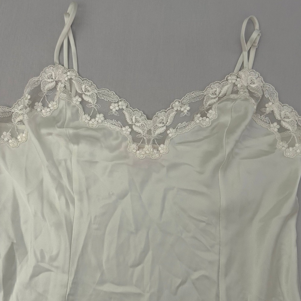 Victoria's Secret Slip Dress Womens M Ivory Lace Trim Satin Lingerie Chemise VTG - Picture 5 of 9